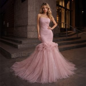 Strapless ruffled mermaid dress in dusty pink